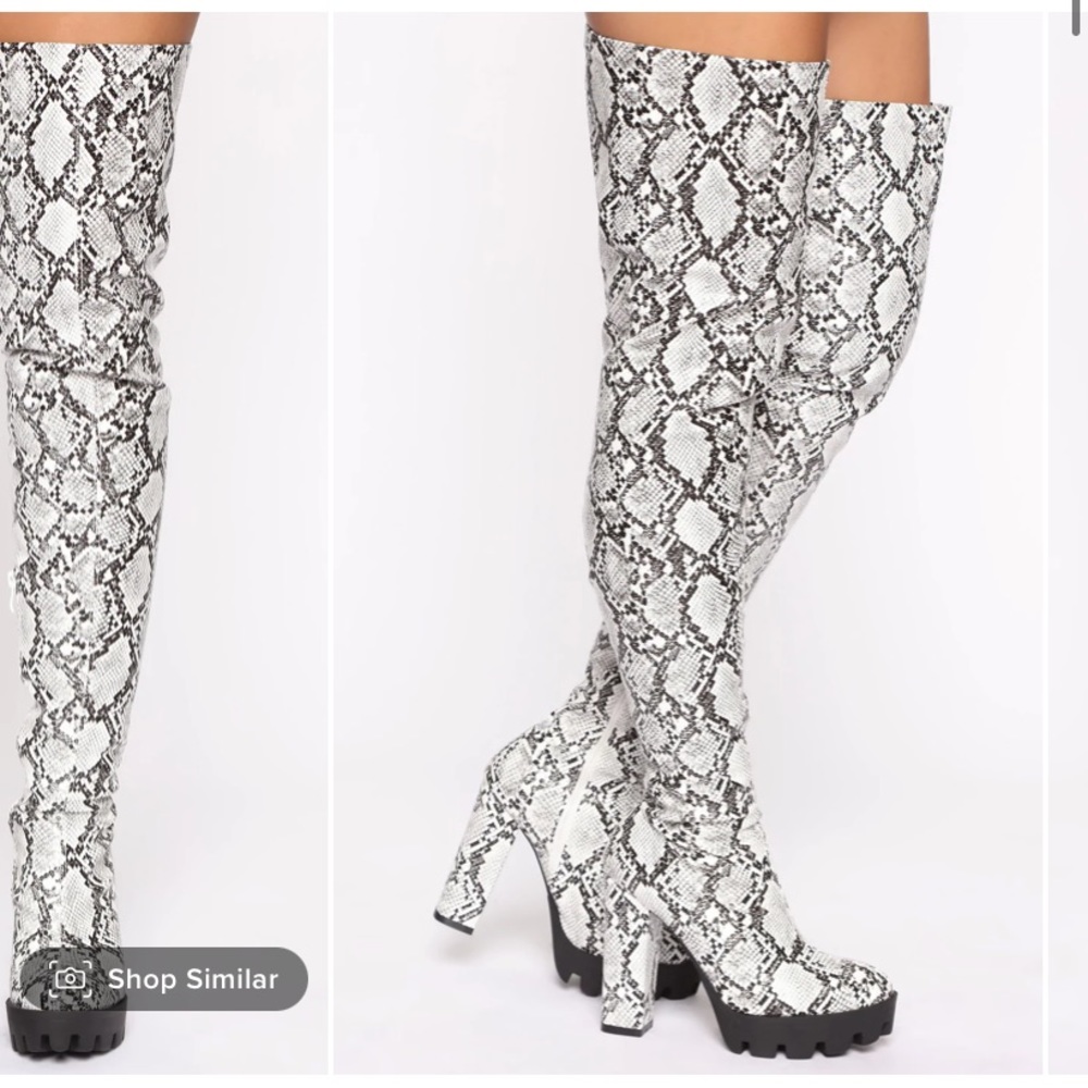 Fashion Nova Black and White High Booths in great condition size 8 1/2